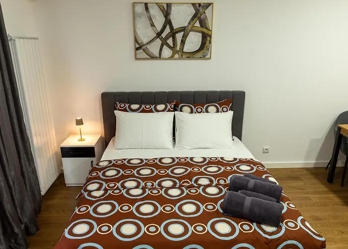 Planet - Harmony Lux & *