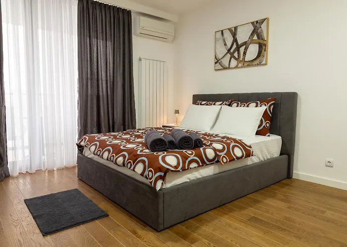 Planet - Harmony Lux & Apartman Ni