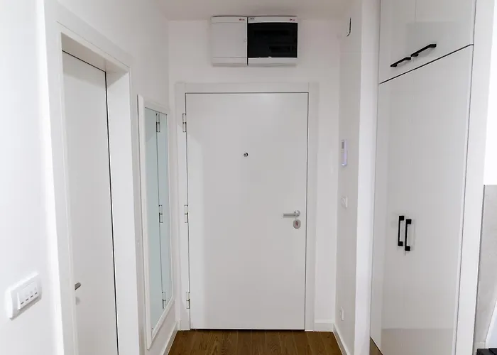 Planet - Harmony Lux & *